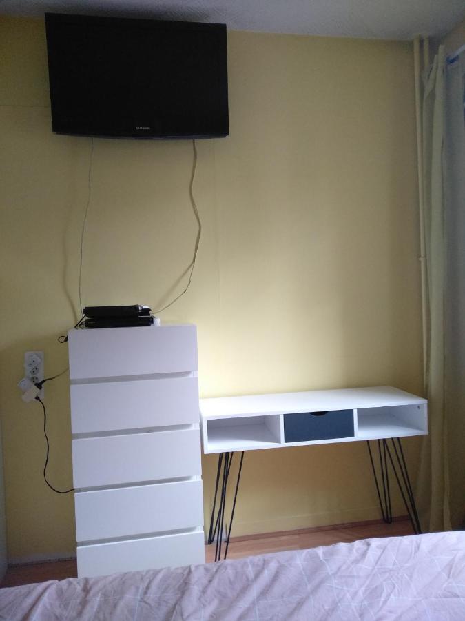Chambre D'Hote A 15 Minutes De La Gare Dans Appartement Annecy Exterior photo